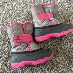 Kamik snow boots toddler girl size 6